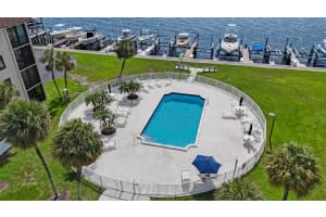 2424 N Federal Highway 315, Boynton Beach, FL 33435 - MLS#R11097802