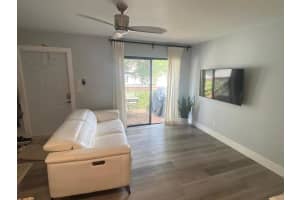637 Executive Center Drive N207, West Palm Beach, FL 33401 - MLS#R11097887