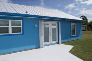 2126 SE Midtown Road, Port Saint Lucie, FL 34952 - MLS#R11097946