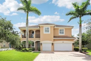 5621 Sw Longspur Lane, Palm City