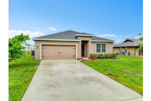 433 SW Eyerly Avenue, Port Saint Lucie, FL 34983 Sold 10/09/25