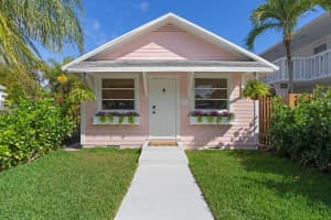 312 N K Street, Lake Worth Beach, FL 33460 - MLS#R11098005