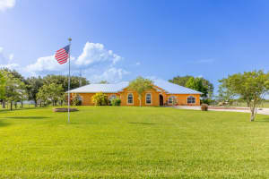 7611 SW 21st Parkway, Okeechobee, FL 34974 - MLS#R11098037