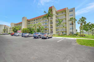3871 Via Poinciana 505, Lake Worth