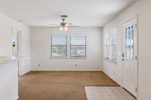 654 Centre Court SW 201, Vero Beach, FL 32962 - MLS#R11098073