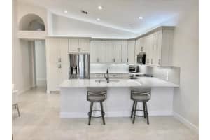 13209 Alhambra Lake Circle, Delray Beach, FL 33446 Sold 08/11/25