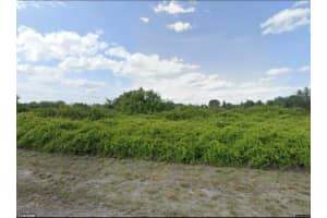 533 Lone Star Lane, Lehigh Acres, FL 33974 Sold 12/08/25