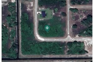 533 Lone Star Lane, Lehigh Acres, FL 33974 Sold 12/08/25