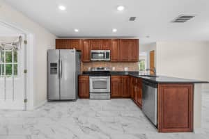 249 NW 4th Diagonal, Boca Raton, FL 33432 Sold 10/03/25