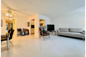 123 Southampton B, West Palm Beach, FL 33417 Sold 08/19/25