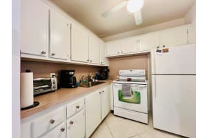 123 Southampton B, West Palm Beach, FL 33417 Sold 08/19/25