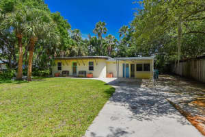 653 NE 8th Avenue, Boynton Beach, FL 33435 Sold 09/03/25