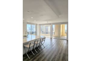 550 Okeechobee 1402 Boulevard 1402, West Palm Beach, FL 33401 - MLS#R11098124