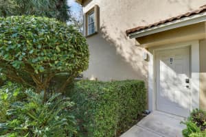 158 Village Boulevard B, Tequesta, FL 33469 Sold 08/29/25