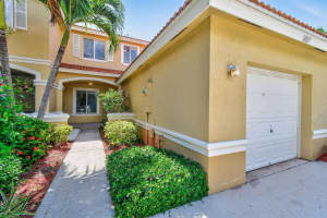 1007 Arezzo Circle, Boynton Beach, FL 33436 Sold 07/07/25