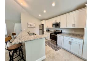 713 SE East Avenue, Stuart, FL 34994 - MLS#R11098211