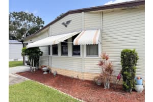 493 Hemingway Terrace, Fort Pierce