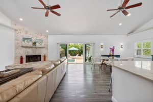 310 Edgewood Drive N, West Palm Beach, FL 33405 - MLS#R11098259