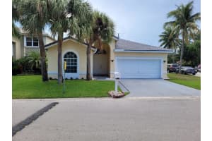 7206 Lake Island Drive, Lake Worth