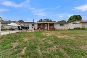 2745 Cambridge Road, Lake Worth