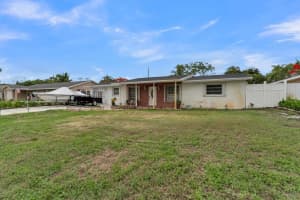 2745 Cambridge Road, Lake Worth, FL 33462 - MLS#R11098337