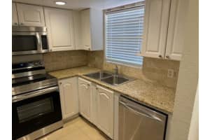10290 N Military 4a Trail 4a, Palm Beach Gardens, FL 33410 - MLS#R11098367