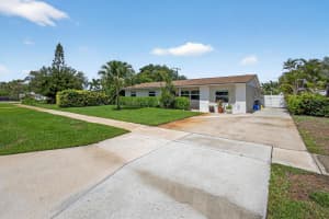 704 Juniper Drive, North Palm Beach, FL 33410 - MLS#R11098375