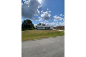 649 Sw Heather Street, Port Saint Lucie