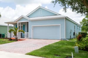 424 NE Leaping Frog Way, Port Saint Lucie, FL 34983 Sold 07/17/25