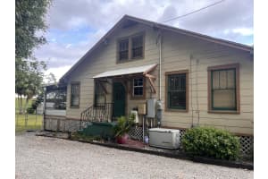 1947 Bacom Point Rd, Pahokee, FL 33476, Sold 06/11/25