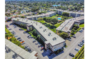 700 Village Green Court 221, Palm Springs