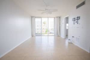 301 Croton Avenue 303, Lantana, FL 33462 - MLS#R11098530