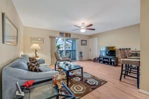 210 Main Boulevard 2b, Boynton Beach, FL 33435 - MLS#R11098535