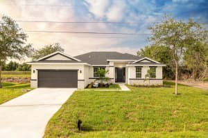 1765 SW Columbia Street, Port Saint Lucie, FL 34987 - MLS#R11098552