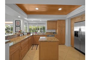 1050 Gulfstream Way, Singer Island, FL 33404 - MLS#R11098592