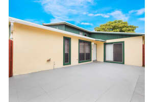 1102 Manor Drive, Palm Springs, FL 33461 - MLS#R11098638