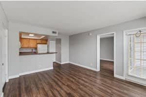 708 Executive Center Drive 21, West Palm Beach, FL 33401 - MLS#R11098658