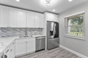 118 Lake Constance Drive 118, West Palm Beach