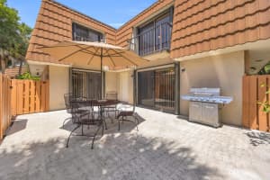 182 Charter Way, West Palm Beach, FL 33407 Sold 07/21/25