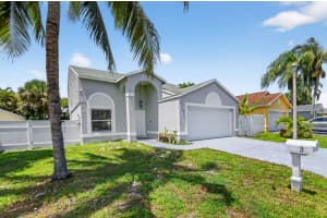 3 Ripley Way, Boynton Beach, FL 33426 Sold 08/29/25