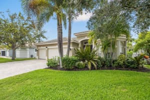 563 SW Lost River Road, Stuart, FL 34997 - MLS#R11098766