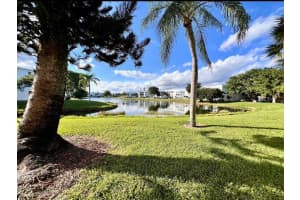 203 Wellington E 203, West Palm Beach, FL 33417 - MLS#R11098815