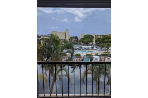 4 Royal Palm Way 3040, Boca Raton, FL 33432 - MLS#R11098817