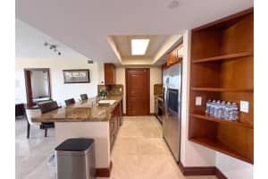 19501 W Country Club Drive 1105, Aventura, FL 33180 - MLS#R11098823