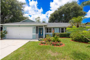 208 SE Sims Circle, Port Saint Lucie, FL 34984 Sold 10/24/25