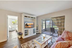 2901 NW 46th Avenue 101, Lauderdale Lakes, FL 33313 - MLS#R11098868