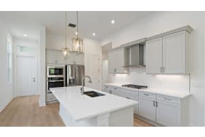 212 SE Via Sangro, Port Saint Lucie, FL 34952 - MLS#R11098878