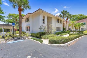 60 Pelican Pointe Drive 201, Delray Beach, FL 33483 - MLS#R11098880