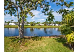 43 W Caribbean, Port Saint Lucie, FL 34952 - MLS#R11098892