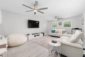 1506 N Lawnwood Circle, Fort Pierce, FL 34950 - MLS#R11098942